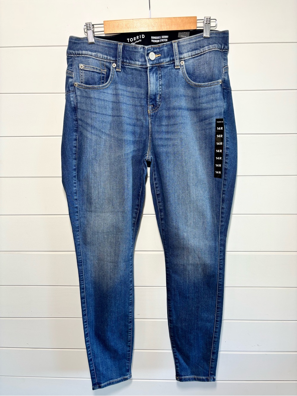 TORRID Bombshell Skinny Premium Stretch Blue High-Rise Jeans size 14